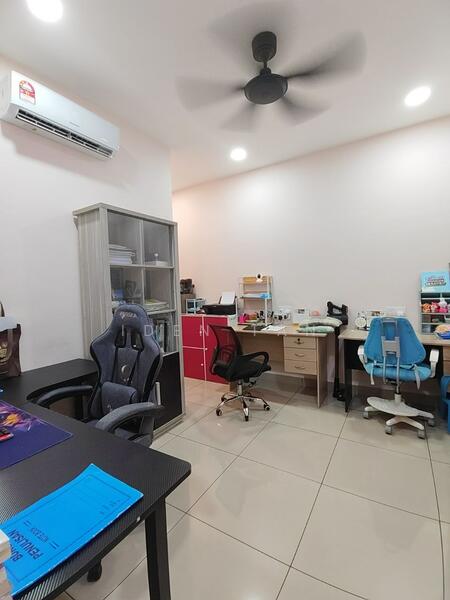 2-storey Terraced House for Sale in Taman Sri Pulai Perdana (Johor Bahru) - Iden Tan - Study - PropertyGuru.com.my