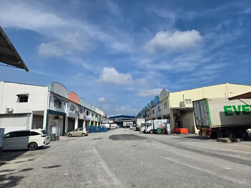 Terrace Factory for Rent in Taman Perindustrian Kip (Kepong) - Jasemin Chia - Exterior - PropertyGuru.com.my