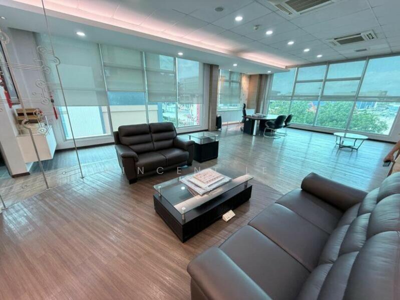 Factory for Rent in Taman Industri Alam Jaya (Puncak Alam) - Vincent Lee - Living Room - PropertyGuru.com.my