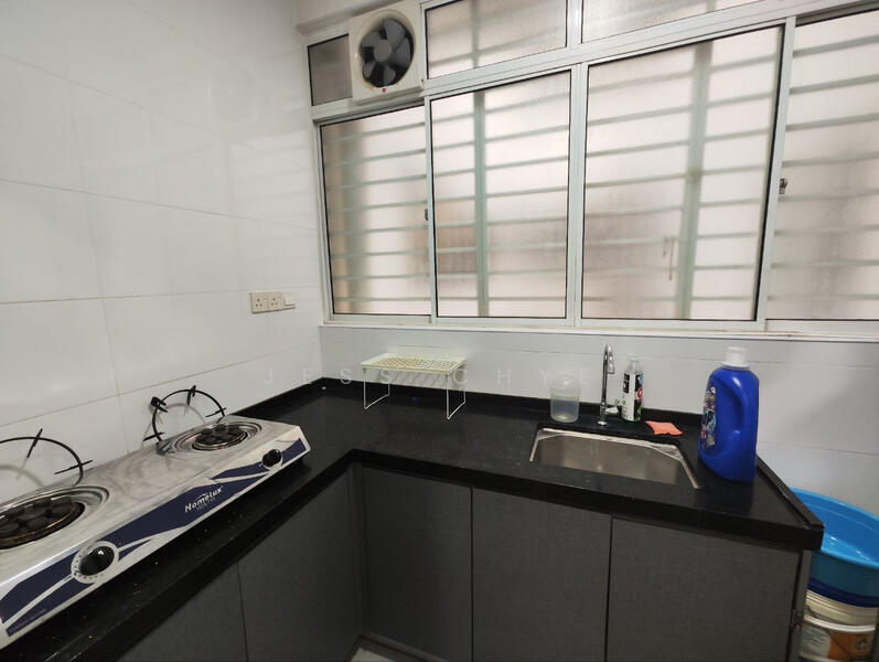 Condominium for Rent at The Holmes 1 - Jess Chye - Kitchen - PropertyGuru.com.my