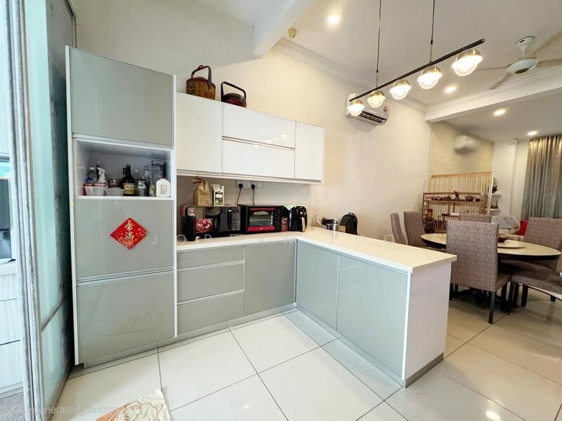 3.5-storey Terraced House for Sale in Taman Villa Oren (Bukit Mertajam) - Jordan Foo - Kitchen - PropertyGuru.com.my