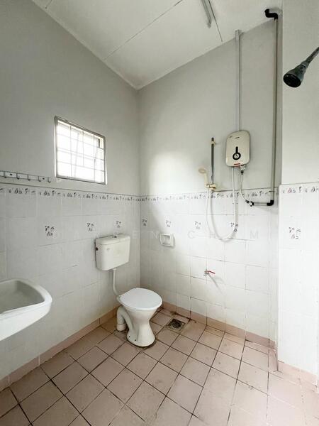 2-storey Terraced House for Sale in Kulim (Kedah) - Darren Cham - Bathroom - PropertyGuru.com.my