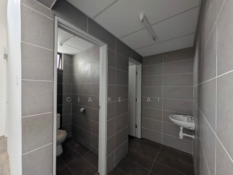 Terrace Factory for Rent in Kulai (Johor) - Claire Lai - Bathroom - PropertyGuru.com.my