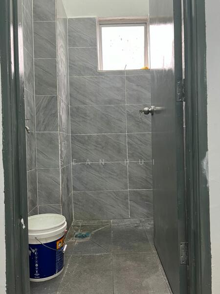 Shop / Office for Sale in KL City Centre (Kuala Lumpur) - Sean Hui - Bathroom - PropertyGuru.com.my