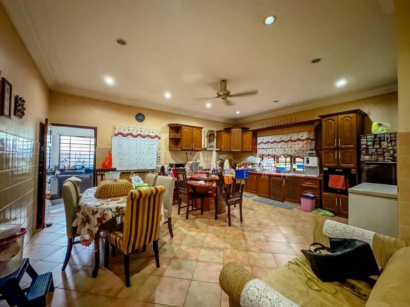 Bungalow for Sale in SS1 (Petaling Jaya) - Nana Cheah - Kitchen - PropertyGuru.com.my