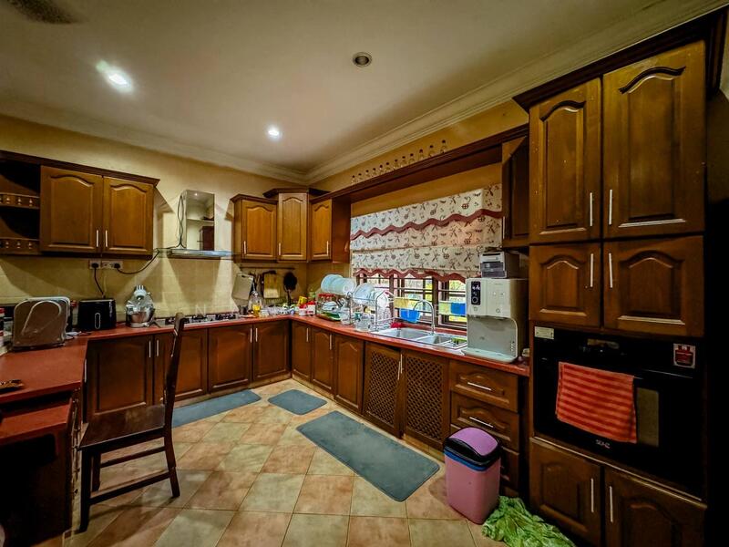 Bungalow for Sale in SS1 (Petaling Jaya) - Nana Cheah - Kitchen - PropertyGuru.com.my