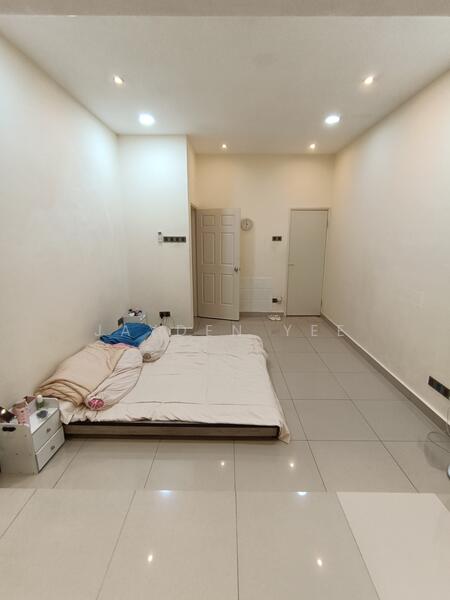 Semi-Detached House for Sale in Jalan Klang Lama (Old Klang Road) (Kuala Lumpur) - Jayden Yee - Bedroom - PropertyGuru.com.my