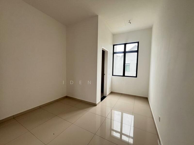 2-storey Terraced House for Sale in Setia Eco Gardens (Gelang Patah) - Iden Tan - Interior - PropertyGuru.com.my