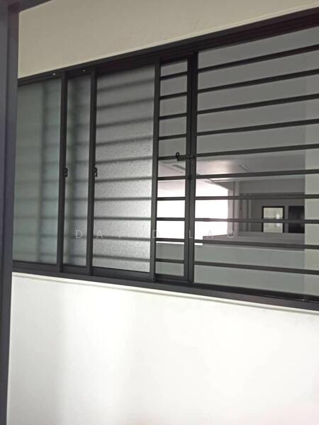 Untuk Disewa - The Holmes 2