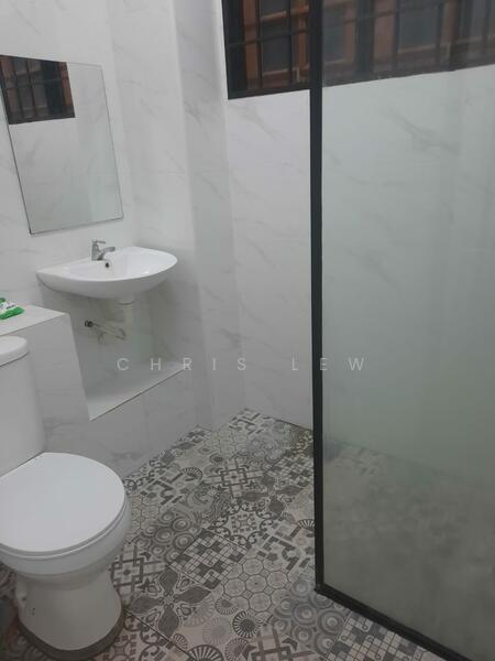 2-storey Terraced House for Sale in Puchong (Selangor) - CHRIS LEW - Bathroom - PropertyGuru.com.my