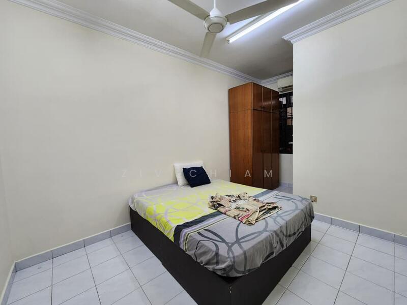 1.5-storey Terraced House for Sale in Masai (Johor) - Ziv Chiam - Bedroom - PropertyGuru.com.my