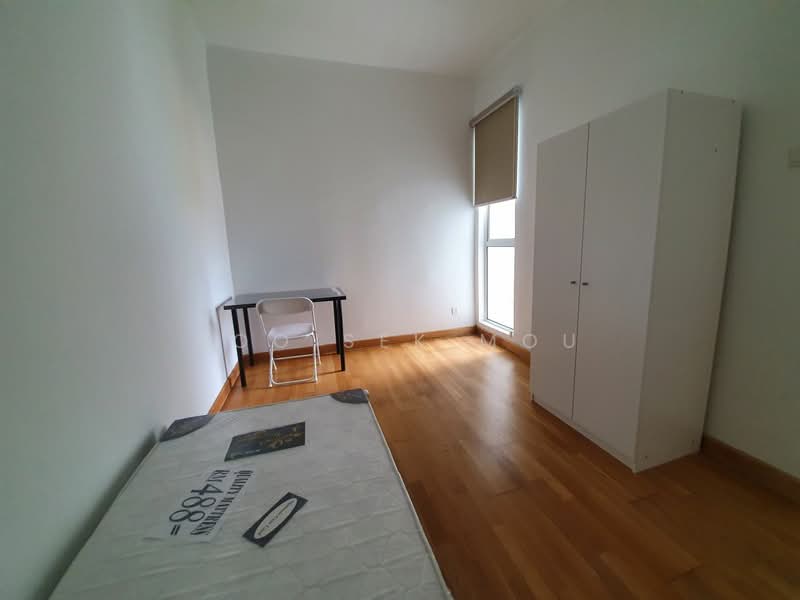 Condominium for Sale at Duet Residence - Foo Sek Mou - Bedroom - PropertyGuru.com.my