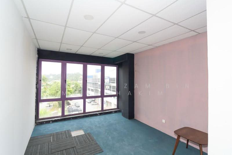Shop / Office for Sale in Shah Alam (Selangor) - Hairul Nizam Bin Mohd Hakim - Interior - PropertyGuru.com.my