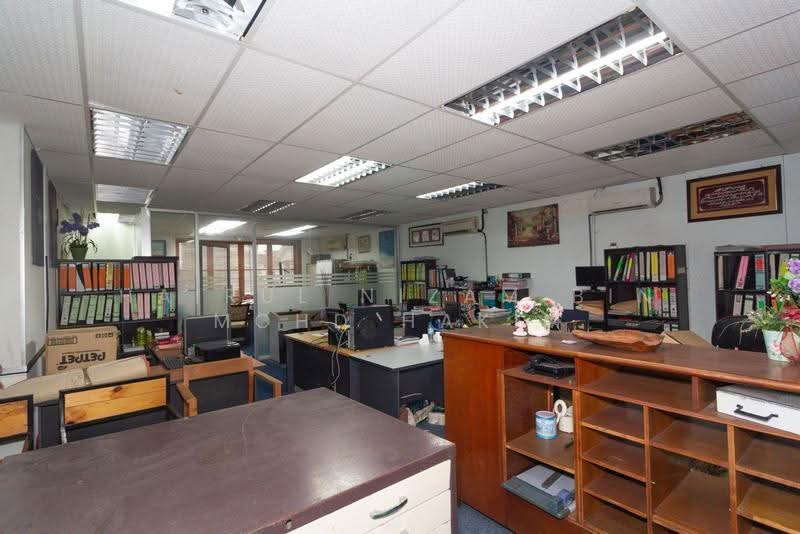Shop / Office for Sale in Shah Alam (Selangor) - Hairul Nizam Bin Mohd Hakim - Interior - PropertyGuru.com.my