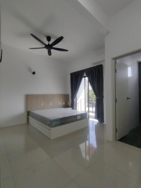 Glisten Hill untuk Untuk Disewa - RM 1,900 /bulan, Mac 2026 - Bedroom - PropertyGuru.com.my