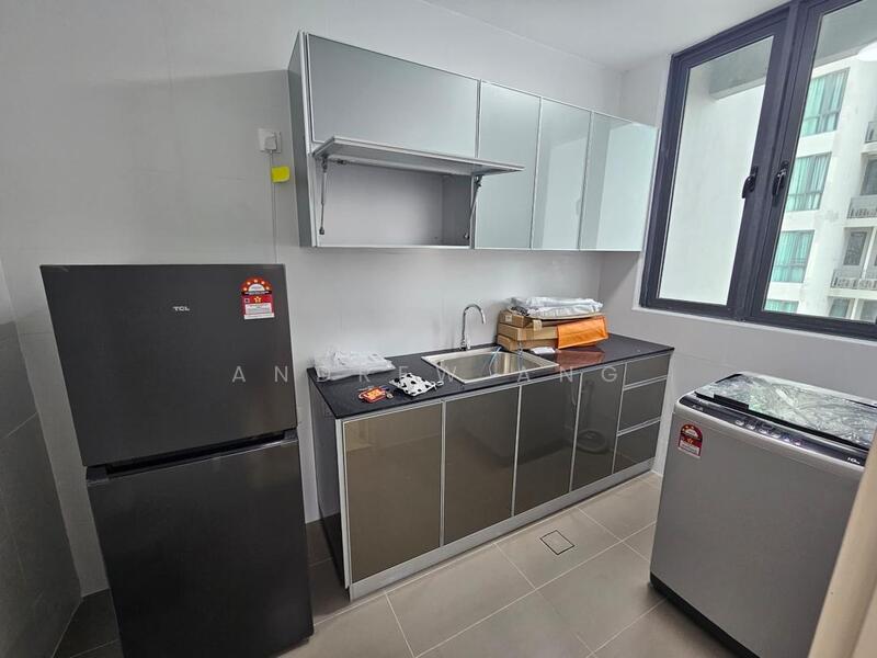 SKS Pavillion Residences untuk Untuk Disewa - RM 1,350 /bulan, Mac 2026 - Kitchen - PropertyGuru.com.my