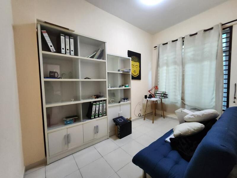 2-storey Terraced House for Sale in Masai (Johor) - Ziv Chiam - Study - PropertyGuru.com.my