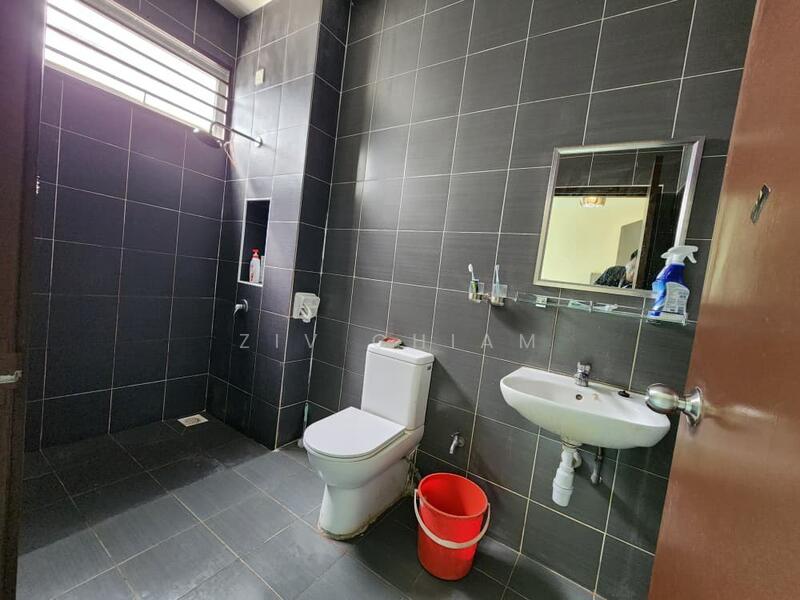 2-storey Terraced House for Sale in Masai (Johor) - Ziv Chiam - Bathroom - PropertyGuru.com.my