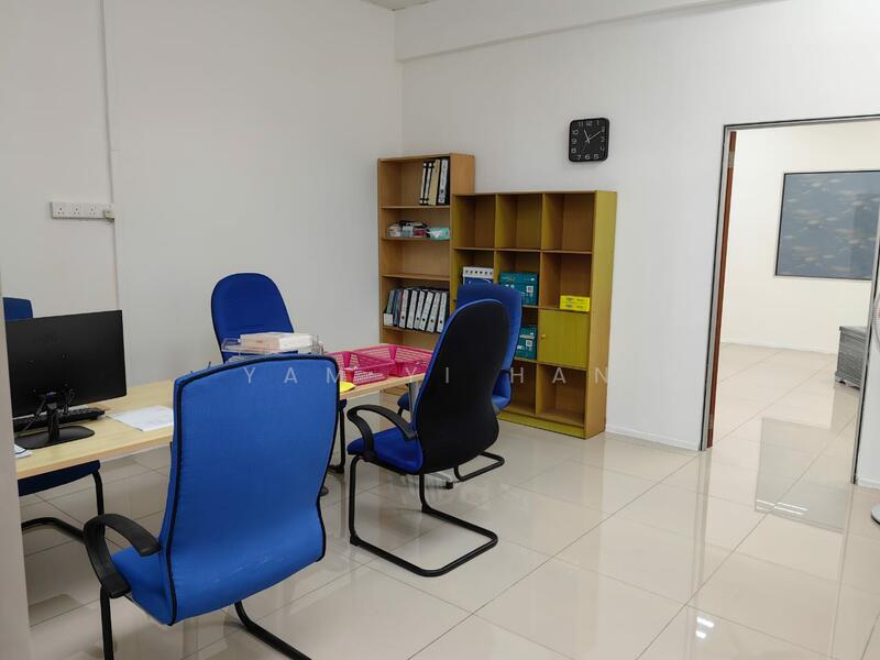 Shop / Office for Sale in Taman Bukit Raja (Klang) - Yam Yi Han - Interior - PropertyGuru.com.my