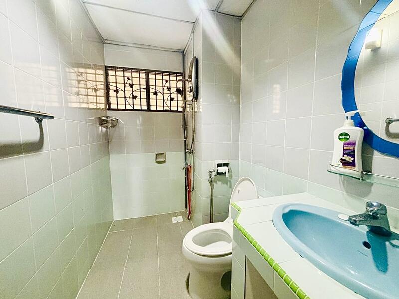 Condominium for Sale at Sri Alam Condominium - NORFADILAH ZAINUDDIN - Bathroom - PropertyGuru.com.my