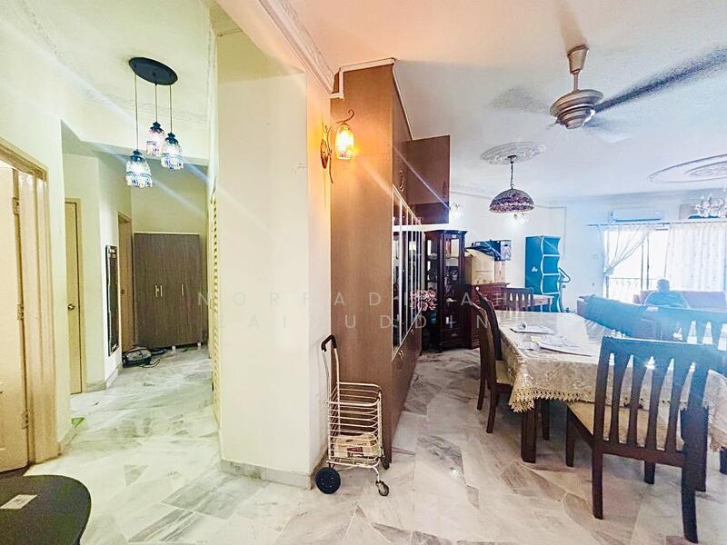 Condominium for Sale at Sri Alam Condominium - NORFADILAH ZAINUDDIN - Corridor - PropertyGuru.com.my