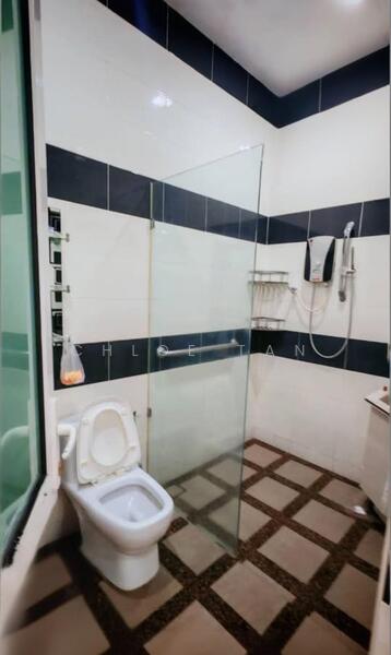 Semi-Detached House for Sale in Taman Bagan Ajam (Butterworth) - Chloe Tan - Bathroom - PropertyGuru.com.my