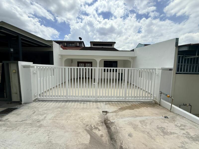 1-storey Terraced House for Sale in Taman Johor Jaya (Johor Bahru) - Glenn Woo - Exterior - PropertyGuru.com.my