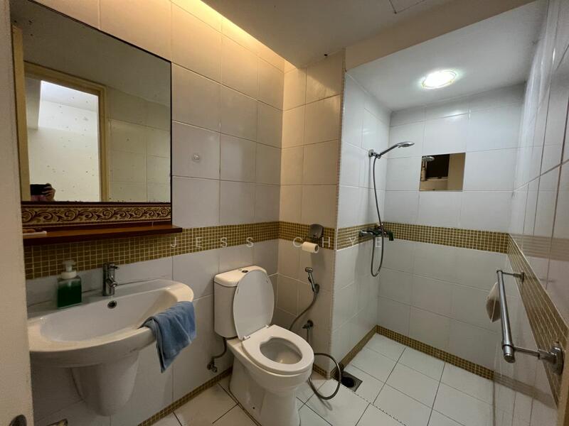 Service Residence for Rent at i-Zen @ Kiara 1 - Jess Chye - Bathroom - PropertyGuru.com.my