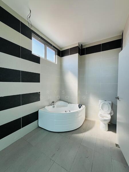 Bungalow for Sale in Seberang Perai (Penang) - Crystal Choong - Bathroom - PropertyGuru.com.my