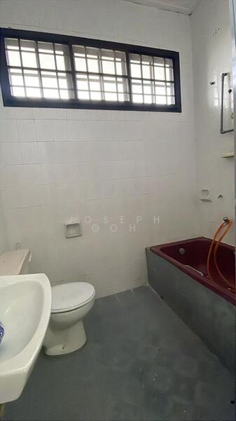 2-storey Terraced House for Rent in Tampoi (Johor) - Joseph Goh - Bathroom - PropertyGuru.com.my