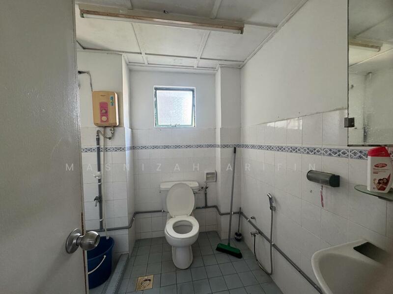 Emerald Hill Condominium untuk Untuk Dijual - RM 385,000, Feb 2026 - Bathroom - PropertyGuru.com.my