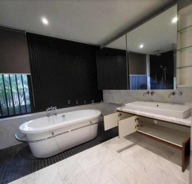 Condominium for Sale at Dedaun Condominium - Elisa . - Bathroom - PropertyGuru.com.my