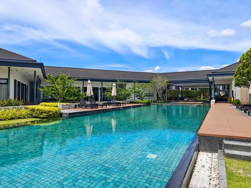 Semi-Detached House for Sale in Setia Alam (Selangor) - N. Melisa - Pool - PropertyGuru.com.my