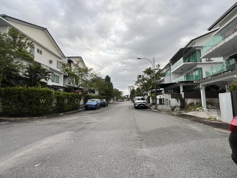 Cluster House for Sale in Kajang (Selangor) - Wardatu Zamzam - Exterior - PropertyGuru.com.my