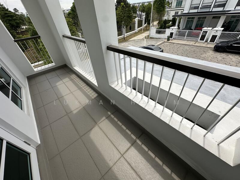 2-storey Terraced House for Rent in Eco Majestic (Semenyih) - Lukman Hakim - Balcony - PropertyGuru.com.my