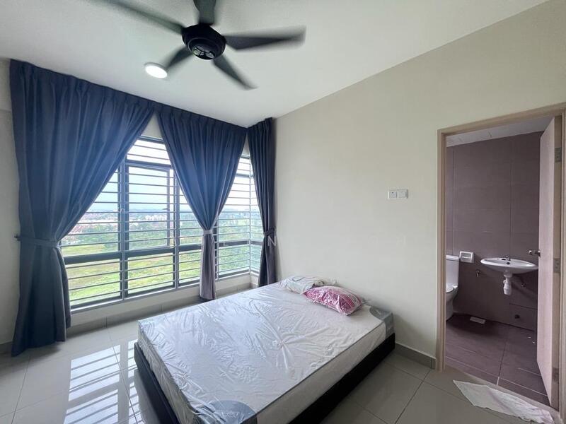 Apartment for Sale at ARC @ Austin Hills - Pauline Goh - Bedroom - PropertyGuru.com.my