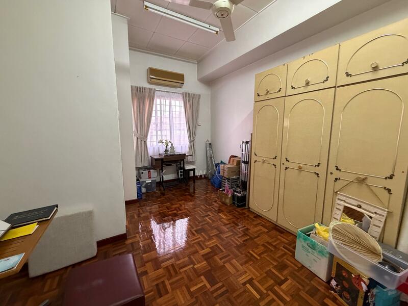 Jalan SL4 untuk Untuk Dijual - RM 750,000, Mac 2026 - Interior - PropertyGuru.com.my
