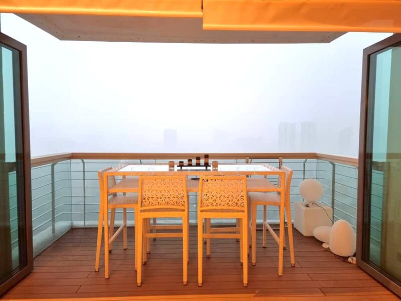 The Maple Condominium untuk Untuk Disewa - RM 12,000 /bulan, Feb 2026 - Balcony - PropertyGuru.com.my