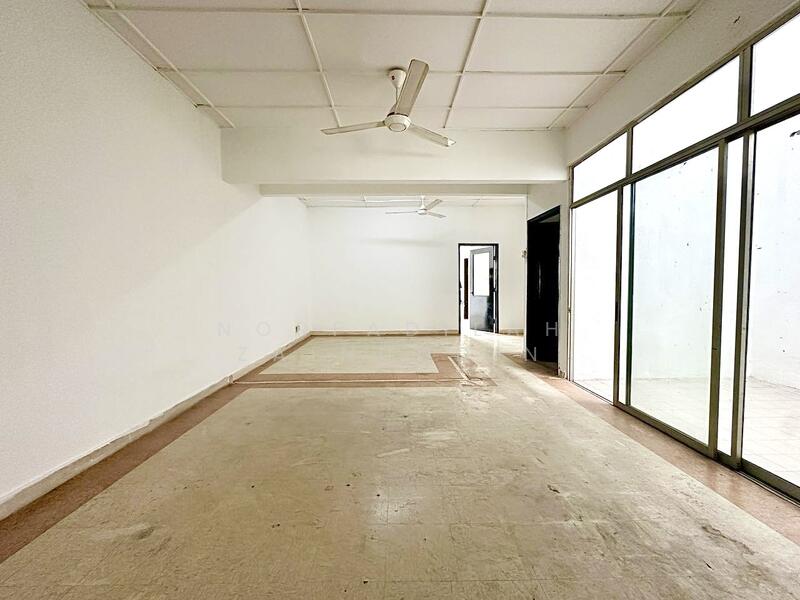 Shop for Sale in TTDI Jaya (Shah Alam) - NORFADILAH ZAINUDDIN - Interior - PropertyGuru.com.my