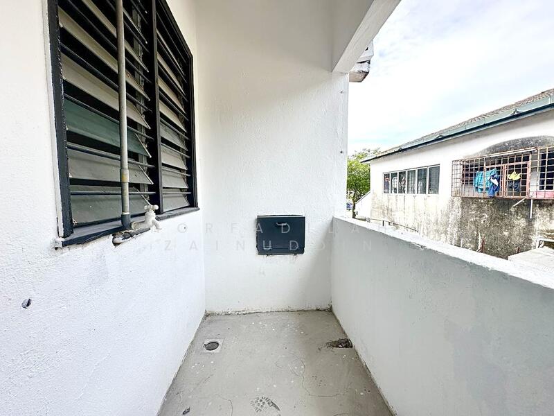 Shop for Sale in TTDI Jaya (Shah Alam) - NORFADILAH ZAINUDDIN - Balcony - PropertyGuru.com.my
