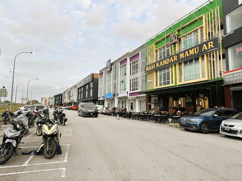 Shop / Office for Sale in Taman Scientex Utama (Senai) - PK Teo - Exterior - PropertyGuru.com.my