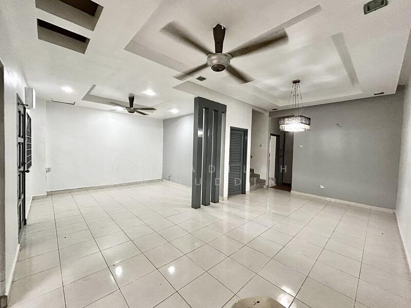 2-storey Terraced House for Sale in Bandar Tun Hussein Onn (Cheras) - NORFADILAH ZAINUDDIN - Living Room - PropertyGuru.com.my