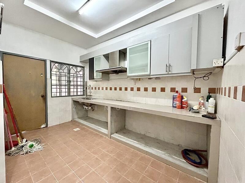 2-storey Terraced House for Sale in Bandar Tun Hussein Onn (Cheras) - NORFADILAH ZAINUDDIN - Kitchen - PropertyGuru.com.my