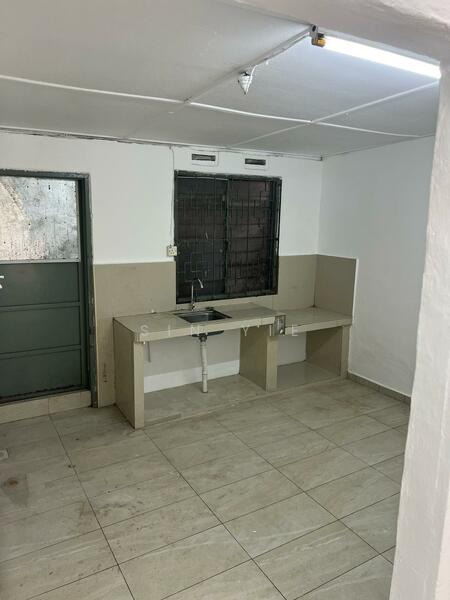 Jalan Landak Maman, Taman Abad untuk Untuk Disewa - RM 2,600 /bulan, Feb 2026 - Kitchen - PropertyGuru.com.my