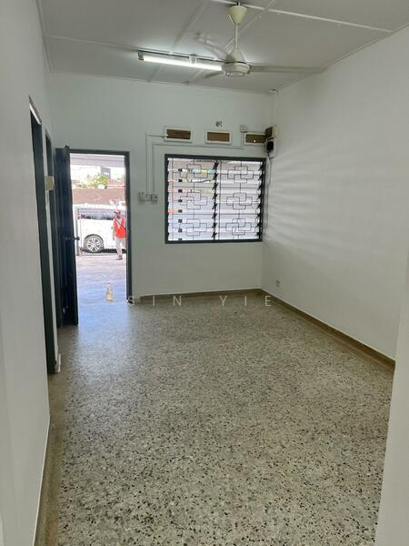 Jalan Landak Maman, Taman Abad untuk Untuk Disewa - RM 2,600 /bulan, Feb 2026 - Entrance - PropertyGuru.com.my