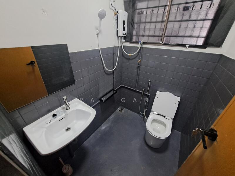 Damansara Jaya untuk Untuk Disewa - RM 650 /bulan, Feb 2026 - Bathroom - PropertyGuru.com.my
