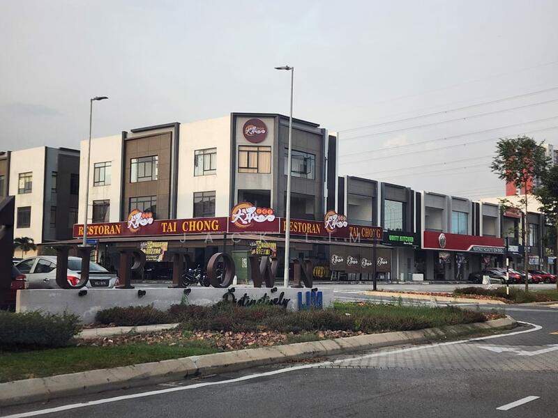 Semi-Detached House for Sale in Telok Panglima Garang (Selangor) - Jack Lim - Exterior - PropertyGuru.com.my