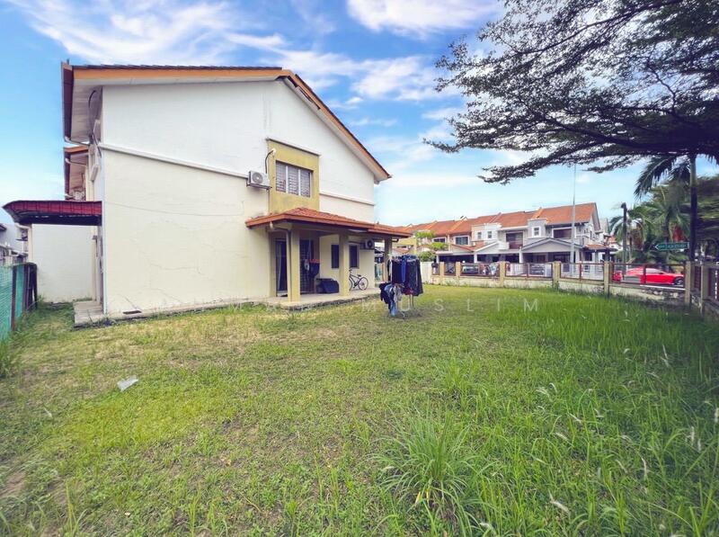 Bungalow for Sale in Setia Indah (Setia Alam) - Ahmad Muslim - PropertyGuru.com.my