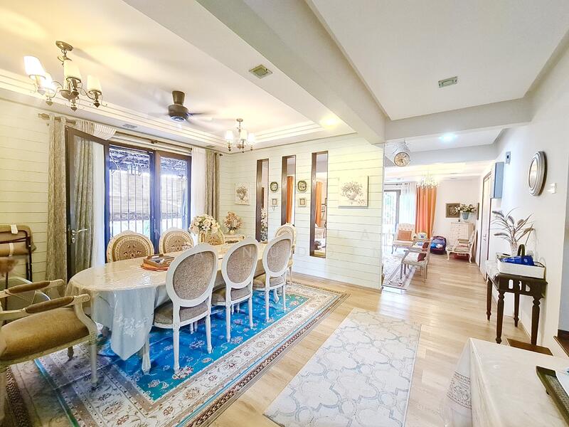Subang Bestari untuk Untuk Dijual - RM 1,600,000, Feb 2026 - Dining Room - PropertyGuru.com.my