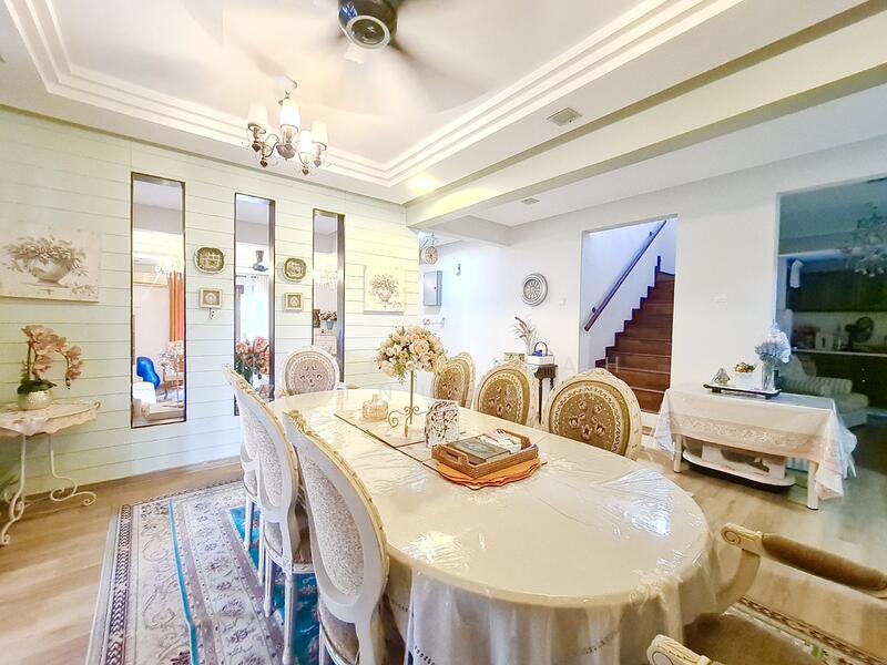 Subang Bestari untuk Untuk Dijual - RM 1,600,000, Feb 2026 - Dining Room - PropertyGuru.com.my